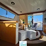 Boat And Breakfast Monica Botel Naples