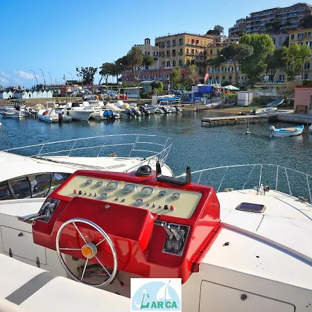 Bateau-hôtel Boat And Breakfast Monica Naples
